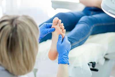 Lesiones comunes de pie y tobillo y como tratarlas